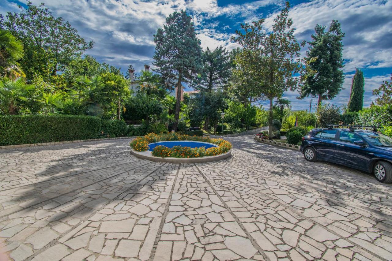 Apartments Anita Near Opatija With Private Parking Matulji Kültér fotó