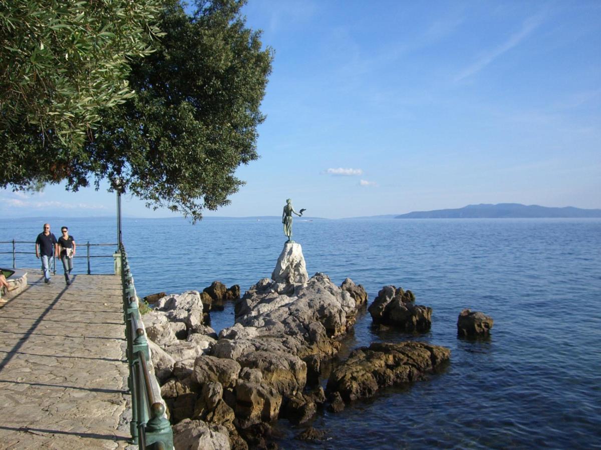Apartments Anita Near Opatija With Private Parking Matulji Kültér fotó